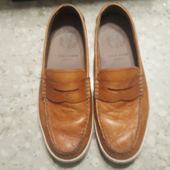 Cole Haan Men's loafer - Picture 2 of 7